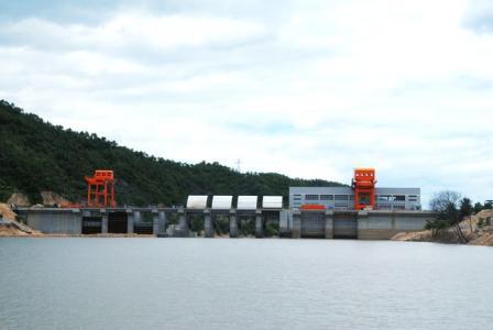 中電投江西三和躍洲水電站、峽山水電站項目發(fā)電機電阻柜運行良好